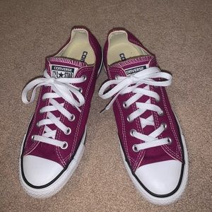 Converse Purple Pink low top shoes